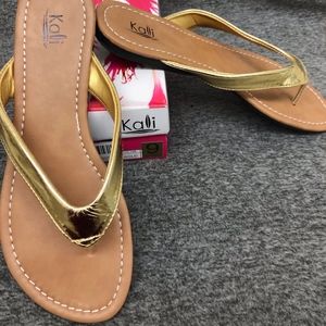 Women's "Kali" Flip Flop Sandals Gold Size 9 NEW